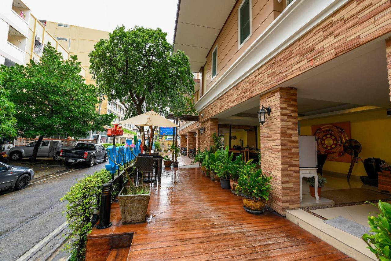 Salin Home Hotel Ramkhamhaeng Bangkok Exterior photo
